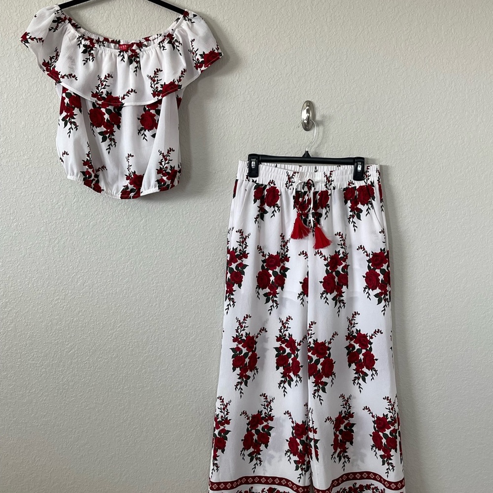 GUESS Floral 2 Piece Crop Top Wide Leg Pants Set Red White Size M